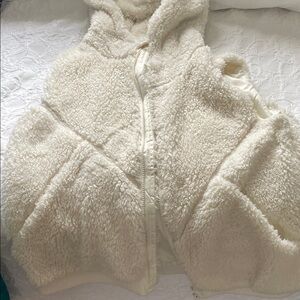 ZYIA Kids Cream Sherpa Vest